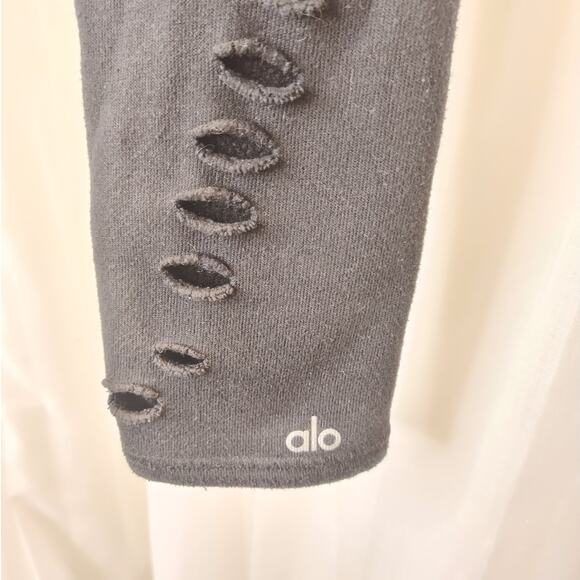alo Black Cropped Crewneck Sweathsirt with distressing, xs - Picture 3 of 11